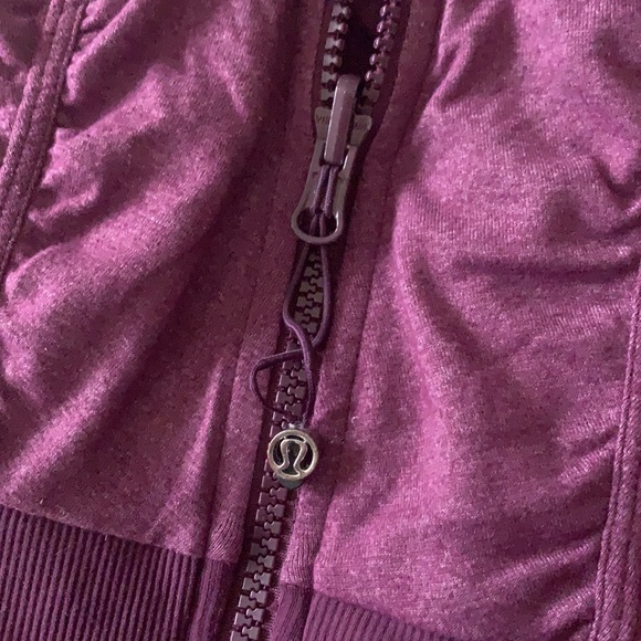 Deep purple Lululemon reversible jacket - Picture 4 of 4